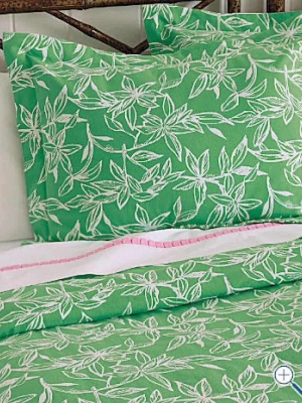 Lilly Pulitzer x Garnet Hill set of 2 standard shams cotton Leaf it to Me print